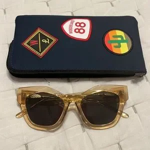 Wonderland Sun ZZYZX sunglasses with case WONDERLAND | Accessories | Wonderland Sun Zzyzx Sunglasses  main image 2